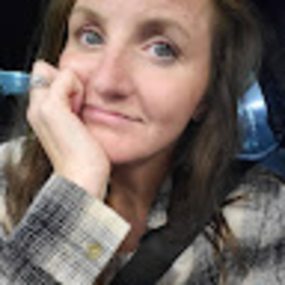 Meet your Posher, Kahley - Picture 1 of 1